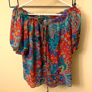 Stunning moda paisley top .